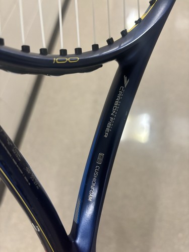 Wilson Ultra 100 V1 TENNIS RACQUET RACKET 4 1/4 GRIP - Picture 11 of 13