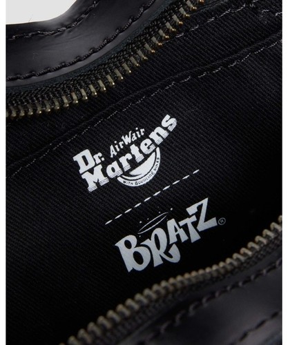 Dr. Martens BRATZ Micro Heart Bag BLACK BRATZ PURPLE 42384001 New FS from JAPAN - Picture 8 of 15