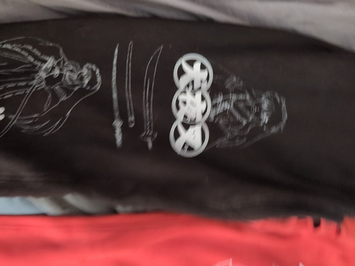 Felpa Jogger Uomo 2009 MADE Hypland x InuYasha Taglia Small Nero/Rosso - Foto 2 di 12