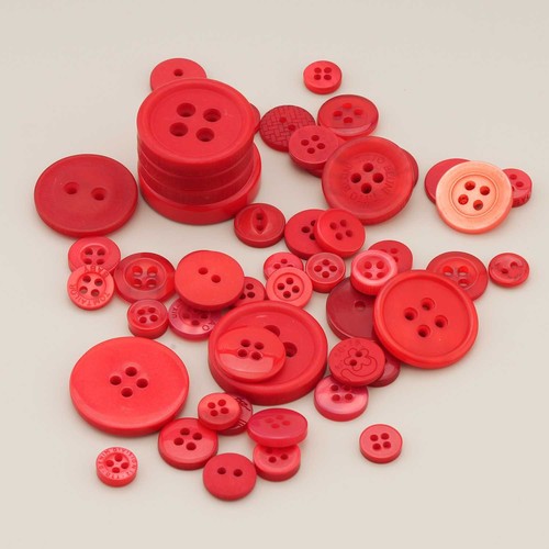 30g Red Series Resin Buttons for Sewing Scrapbooking Clothing Handmade Decor DIY - Picture 3 of 5