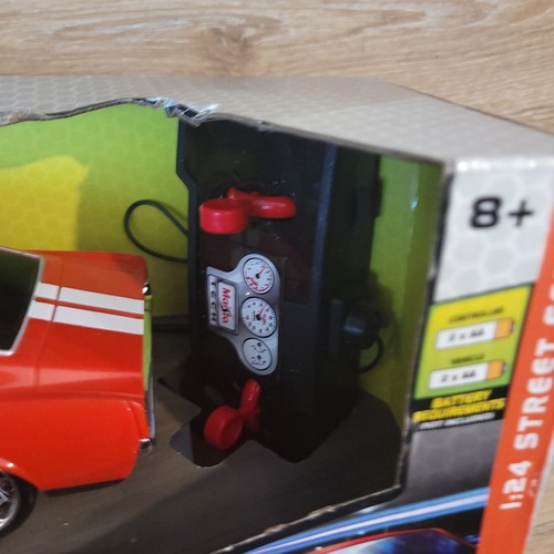 Maisto Tech R/C 1967 Ford Mustang GT Red with White Stripes 1:24 49MHZ SS - Picture 7 of 15