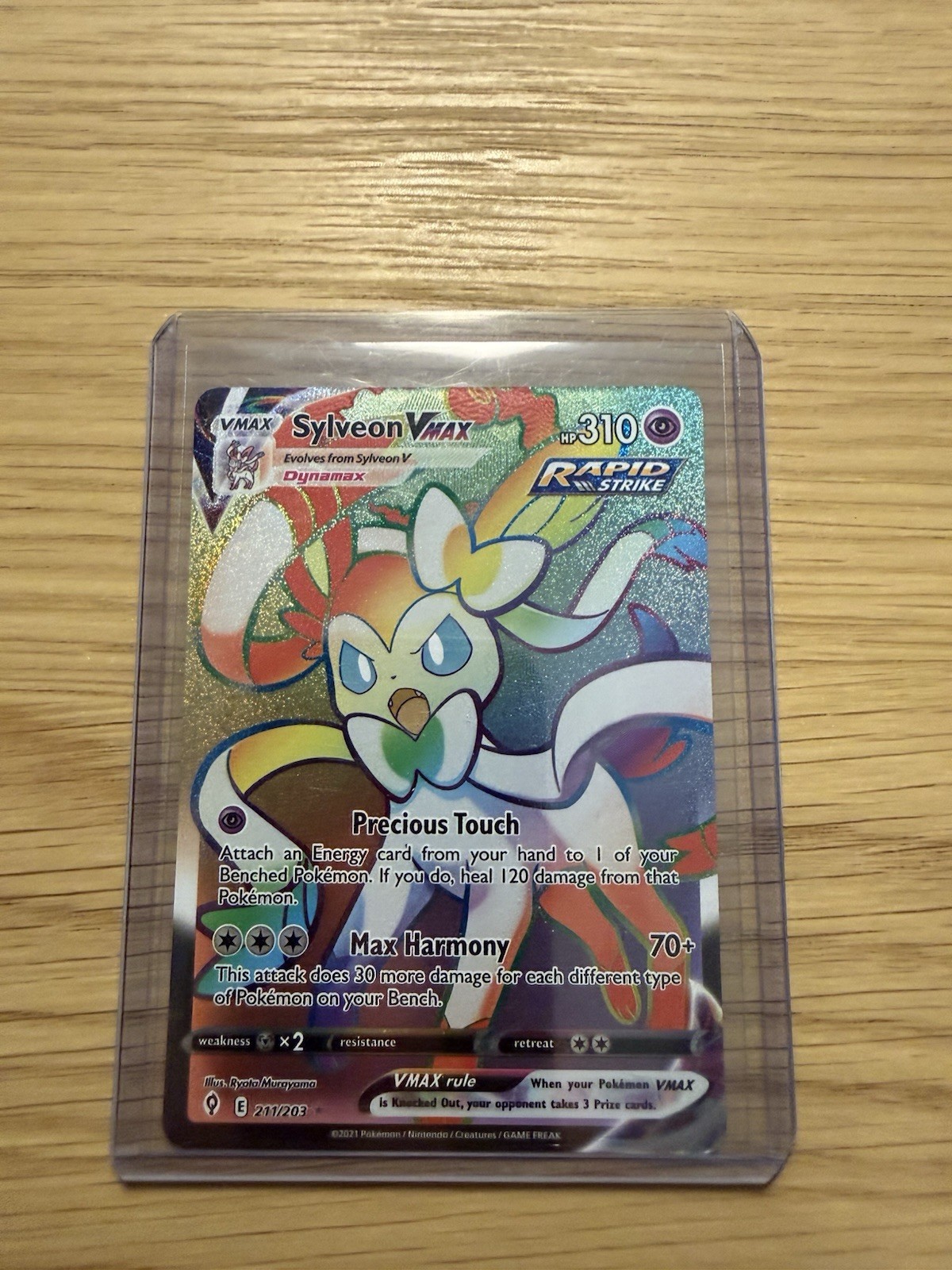 Sylveon VMAX (Secret) 211/203 SWSH07: Evolving Skies Holo NM