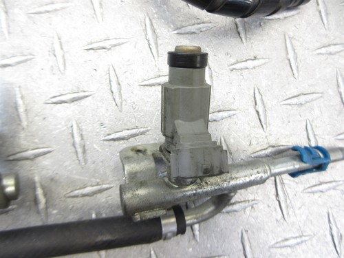 2007 06-09 Suzuki VZR1800 M109R M109 Boulevard OEM Fuel Injectors Gas Jets Hose - Picture 7 of 12