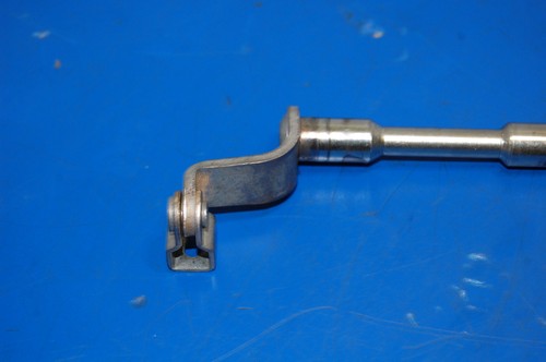 1996 96-99 XR250R CLUTCH RELEASE ENGAGE ARM LEVER SHAFT ACTUATOR 22810-KCZ-000 - Picture 4 of 10