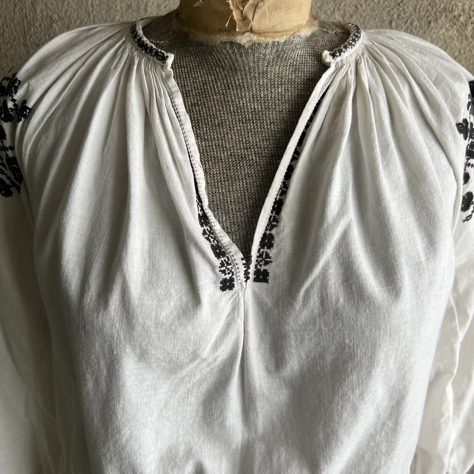 Vintage 1930s Romanian Folk Dress White Linen Black Floral Hand Embroidered 1920 - Image 3 of 4