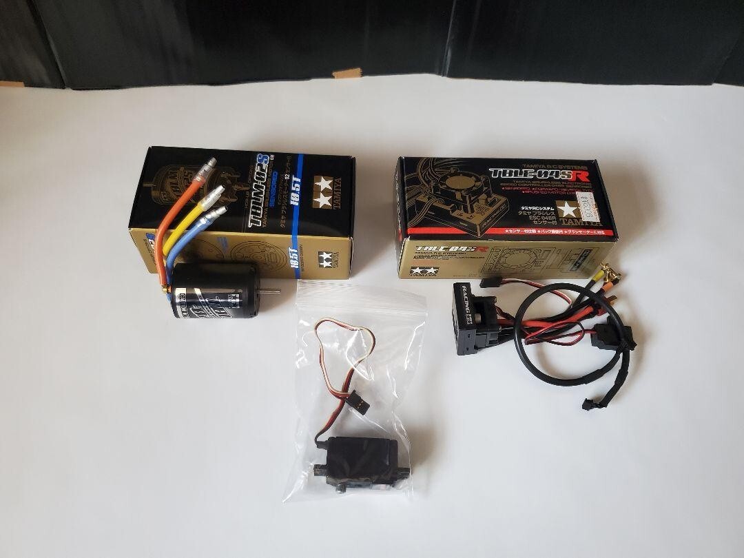 1/10 SCALE R/C 2WD HIGH PERFORMANCE OFF ROAD RACER TRF201 CHASSIS