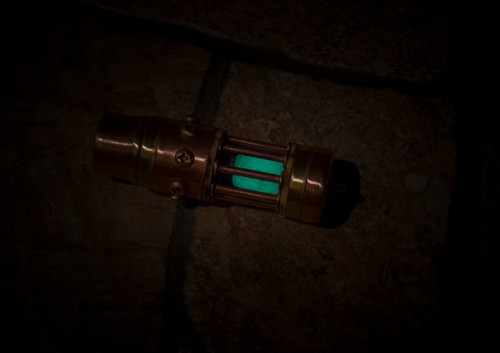 Handmade USB Flash drive 1TB USB 3.2 Steampunk lamp glow in dark cyberpunk - Picture 8 of 8