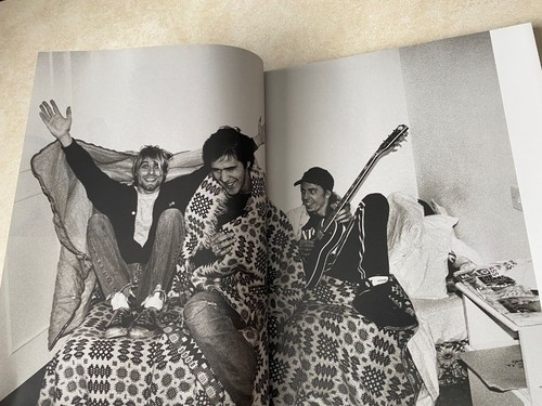 Nirvana Photo Book Steve Gullick & Stephen Sweet NEW OOP Kurt Cobain Dave Grohl - Picture 8 of 24
