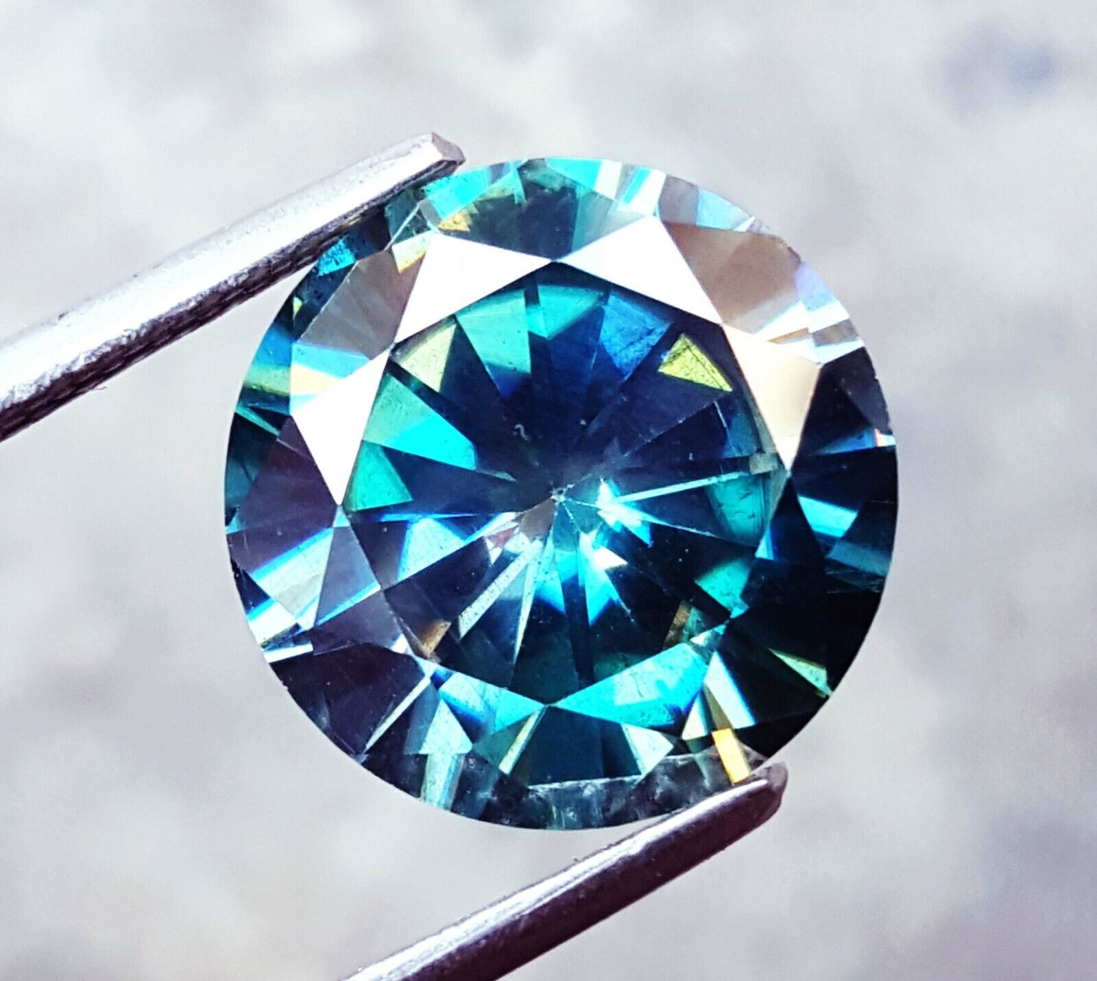 Synthetic Moissanite Diamond Cut 7.40 Ct Certified With Free Shipping Najnowsze prace, bardzo popularne