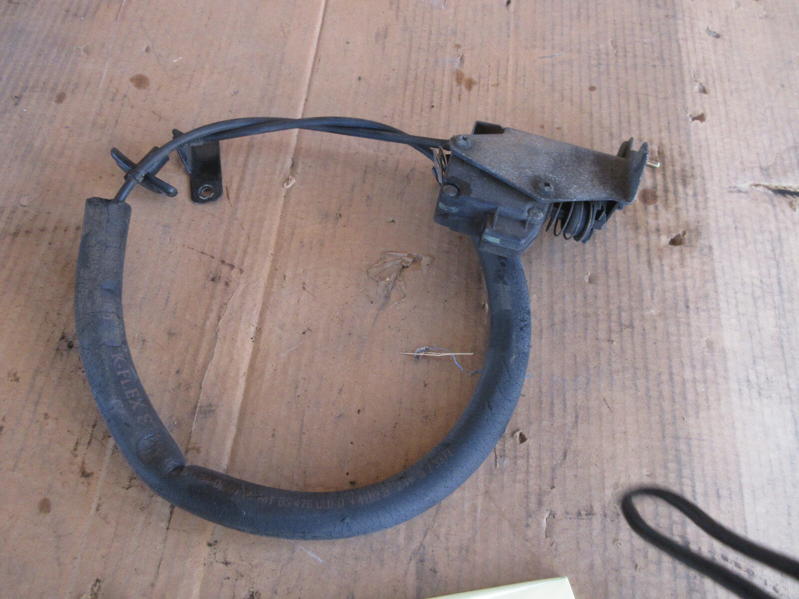 Ferrari 360,430,550 Fuel Filler Door Actuator With Cable  P/N 65395900