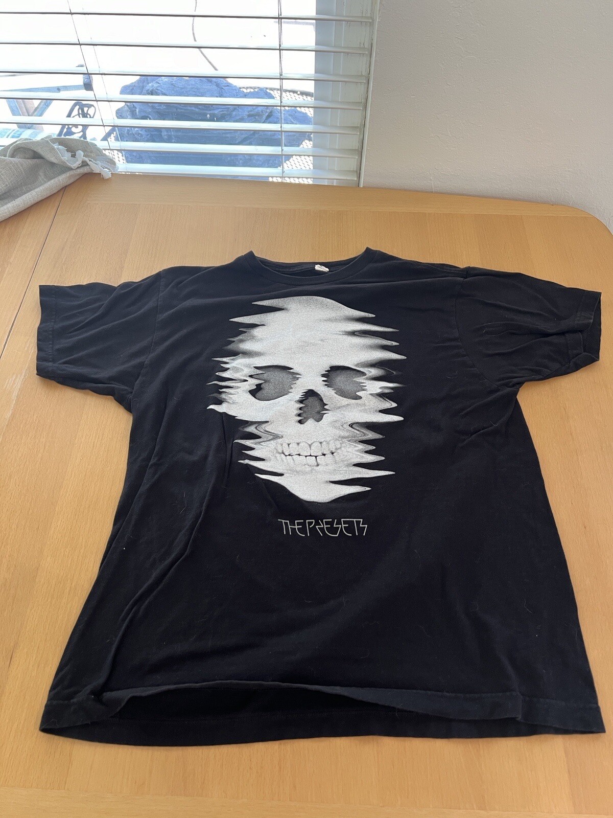 Picture 1 of 3