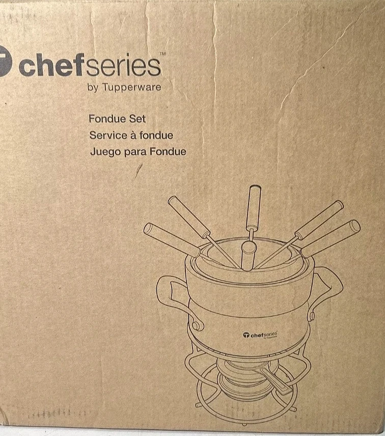 Tupperware Kitchen Chef Series Fondue Set for Cheese, Cholate, Meat NEW in Box