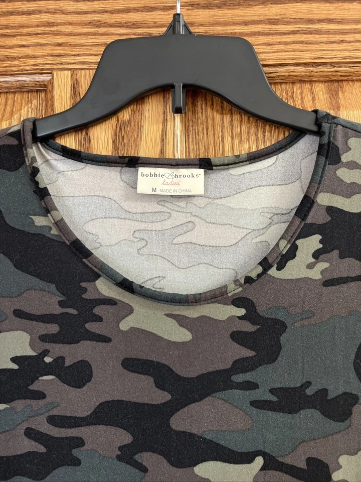Bobbie Brooks Ropa de Dormir Camisa Camiseta Vestido Mujer’s Talla M Patrón Camuflaje Foto 3 de 4