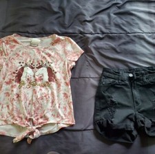 girl 12 black denim shorts and graphic tee