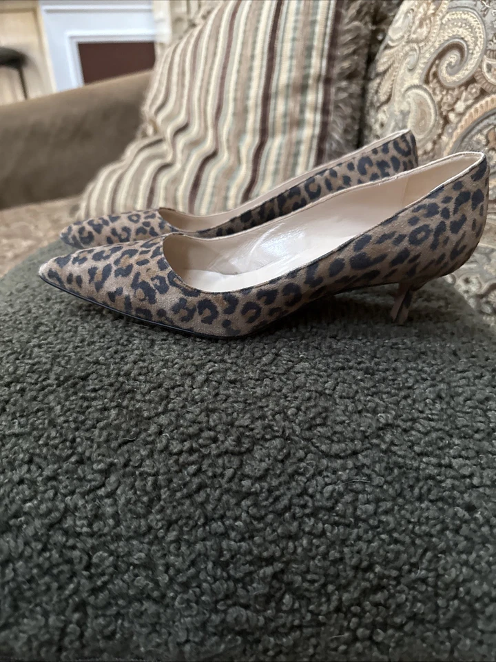 Zapatos de salón Manolo Blahnik de gamuza con estampado animal talla 36 ¡En muy buen estado! Foto 3 de 4