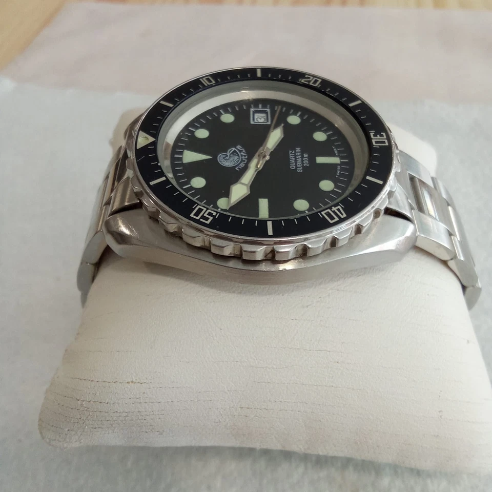 Nautilus Diver Submarin 200M - Hecho en Suiza - De colección - Imagen 4 de 4