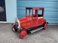 Vintage Custom American Nationa Packard Closed Coupe Suicide Door Pedal Car