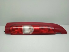 Feu arrière Nissan KUBISTAR