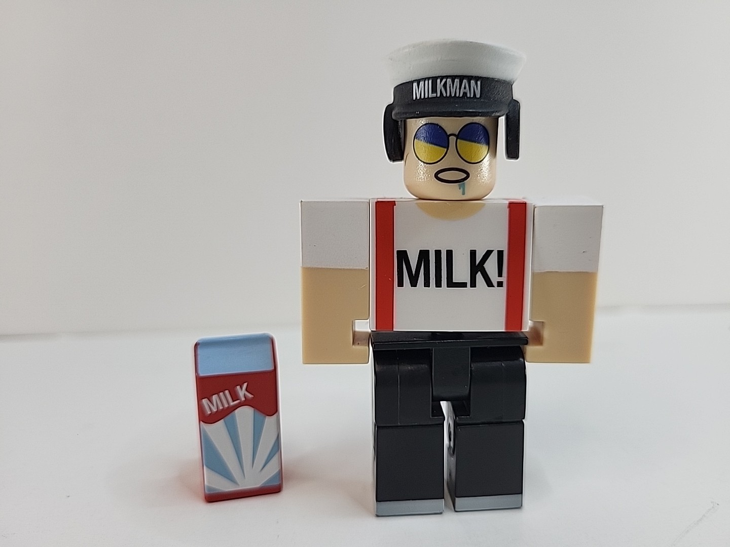 Hard to Find Roblox Action Figure Series 8 Ghetto Milk Man 3" No Code