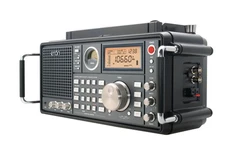 Eton Grundig Satellit 750 Ultimate AM/FM Radio