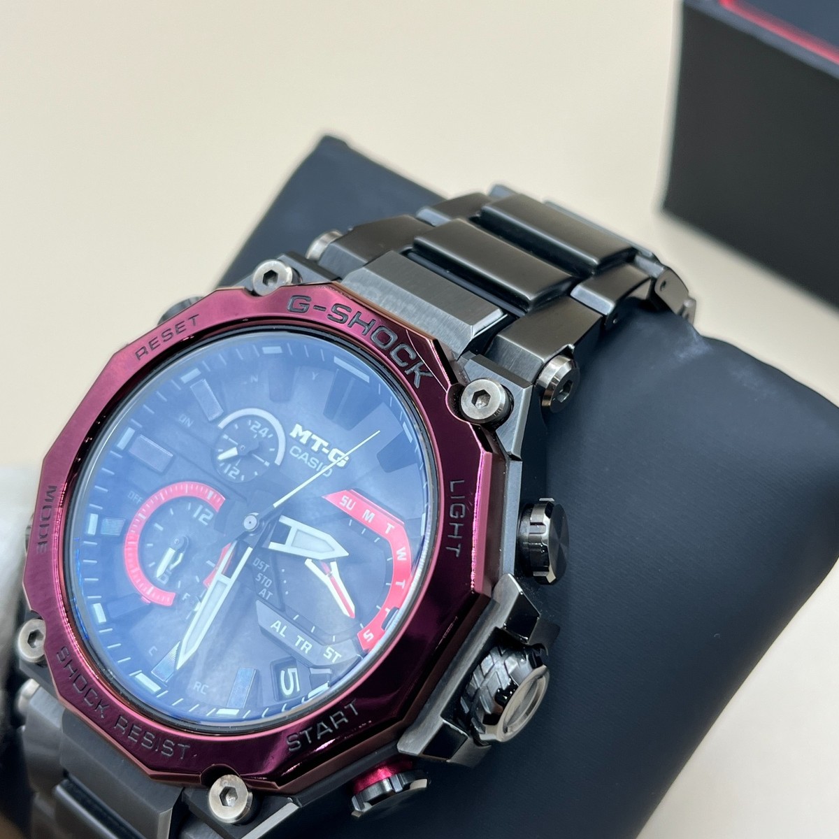 Used CASIO G-SHOCK MTG-B2000BD-1A4JF MT-G Purple Analog