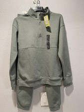 Boy  s Green 2-Piece Sweatshirt and Sweatpants Set