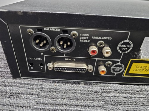 K658 Denon DN-C630 Broadcast CD Player XLR Ausgänge symmetrisch Analog Audio XLR - Bild 12 von 15