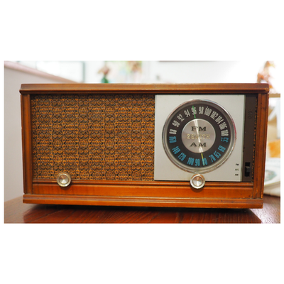 Vintage 1960s Zenith X323 Walnut AM/FM Tube Tabletop Radio Works