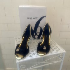 Nine West Black and Gold Satin Peep Toe High Heels-Pre-Owned-Size 6.5