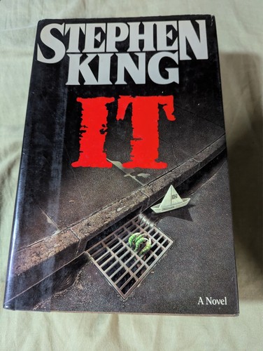 IT By Stephen King (1986, Hardcover) Book - Imagen 1 de 10