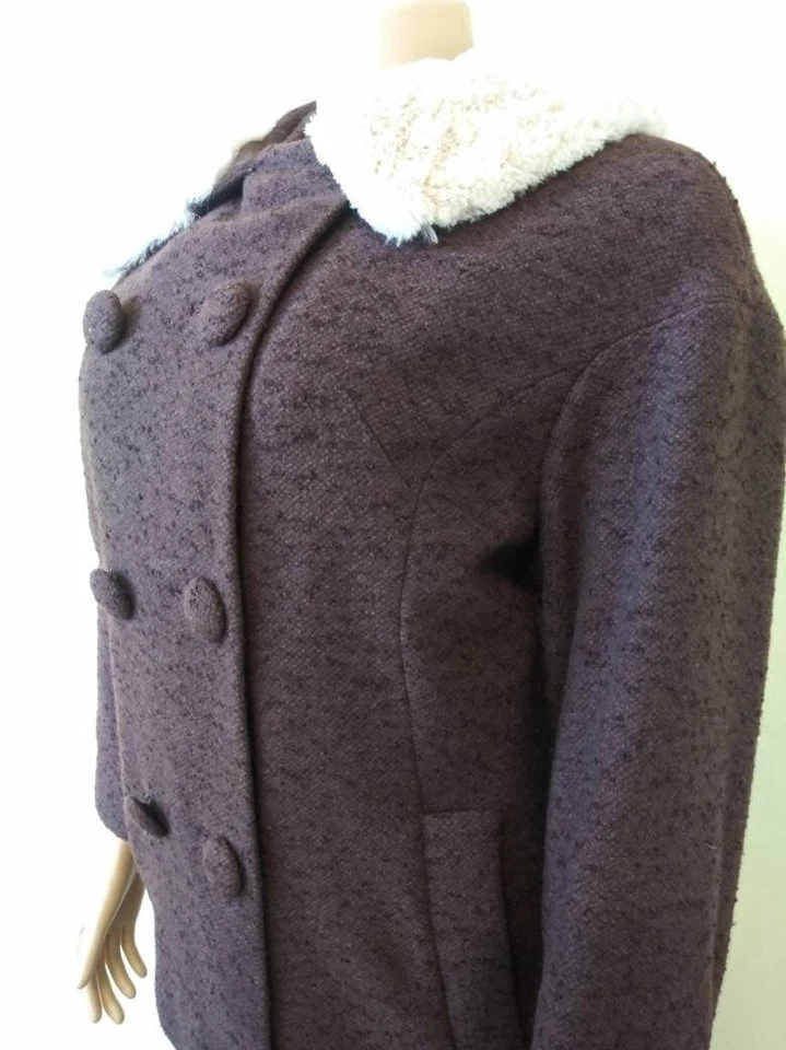 Traje Donnybrook Boucle marrón vintage años 50 con cuello recortado de piel/ cintura 27 Foto 3 de 4