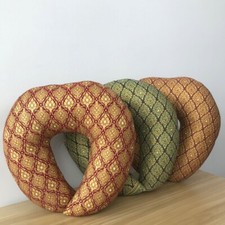 Reposacabezas de masaje Thai Bolster Spa soporte para cuello en forma de U
