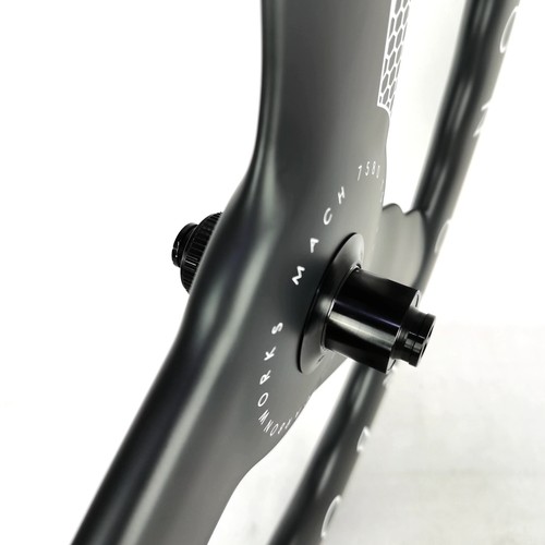 700C All Carbon Fiber Wheelset 28mm Width Disc / Rim Brake TT Bicycle Wheel - Picture 11 of 17