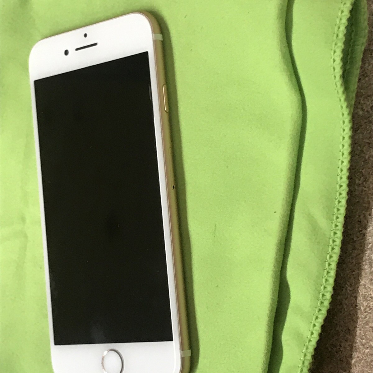 Apple iPhone 7 - 32GB - Rose Gold A1779 ***READ*** | eBay