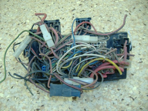 VW Fuse relay panel 82 - 92 yr vanagon jetta golf scirocco cabriolet 171941813D - Picture 3 of 3