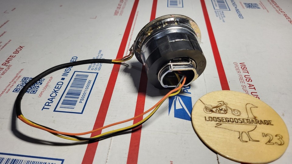 0107 Harley Davidson Softail LED Gauge Flush Mount Gas Cap Set Fuel