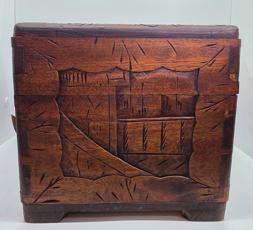 Vintage Carved Chinese Camphor Wood Jewellery Box - Picture 10 of 10