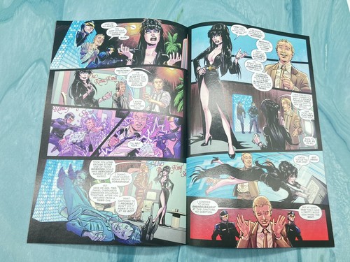 Elvira in Horrorland #5 - Chapter Five: Fly Me to the Moon Movie tribute - Picture 10 of 10