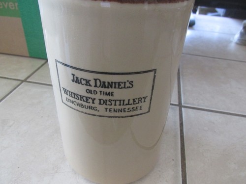 Jack Daniels Old Time Whiskey Distillery Ceramic Jug Cork Plug Vintage Decor - Picture 2 of 5
