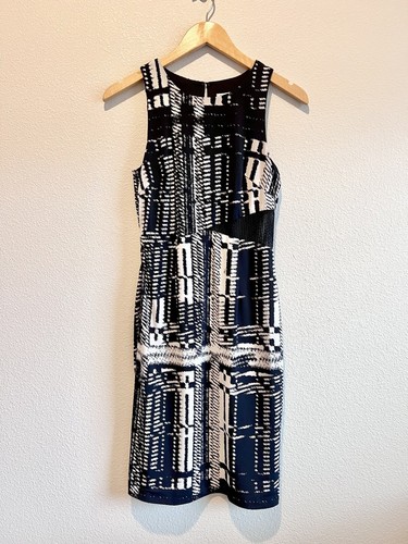 Trina Turk Dress Mesh Panel Sleeveless Stretch Jersey Art To Wear Size 4 EUC
