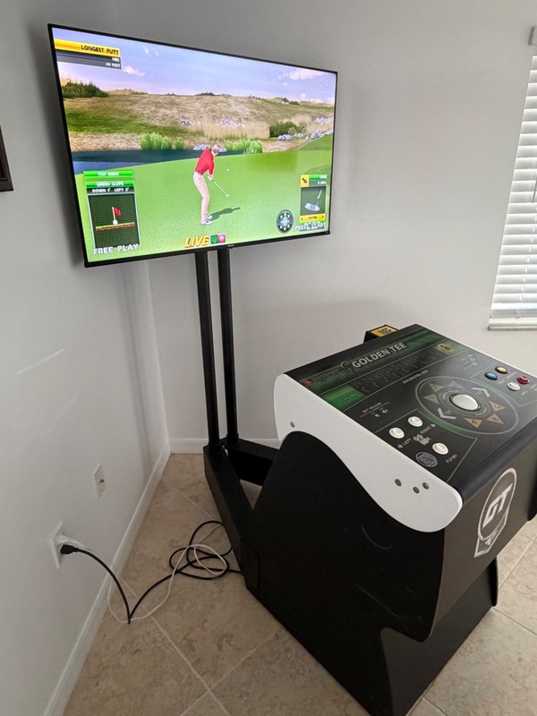 Golden Tee Golf Home Edition
