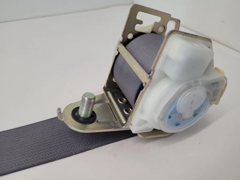 2006 06 RETRATOR TRASEIRO CENTRAL HONDA ACCD - Imagem 3 de 4