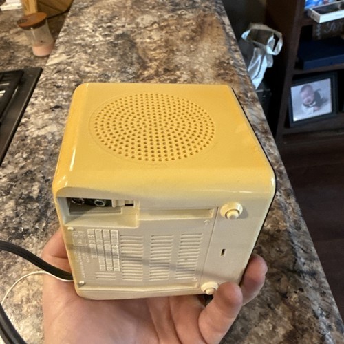 Sony Icf-c10w Dream Machine Vintage 1980s Alarm Clock Radio READ DESCRIPTION ๐ - Picture 10 of 11