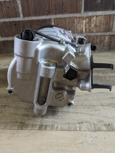 Sanden 1769A AC Compressor PXC14 92600 Open Box Untested Estate Sale Find - Picture 10 of 14