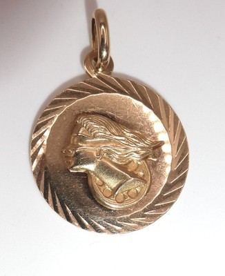18K 750 Yellow Gold Blind Lady Justice Lady Fortuna Large Pendant 22.5mm  4.18g