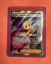 The Pokémon Company Janine's Secret Art 088/064 Sv: Shrouded Fable Holo UR EN