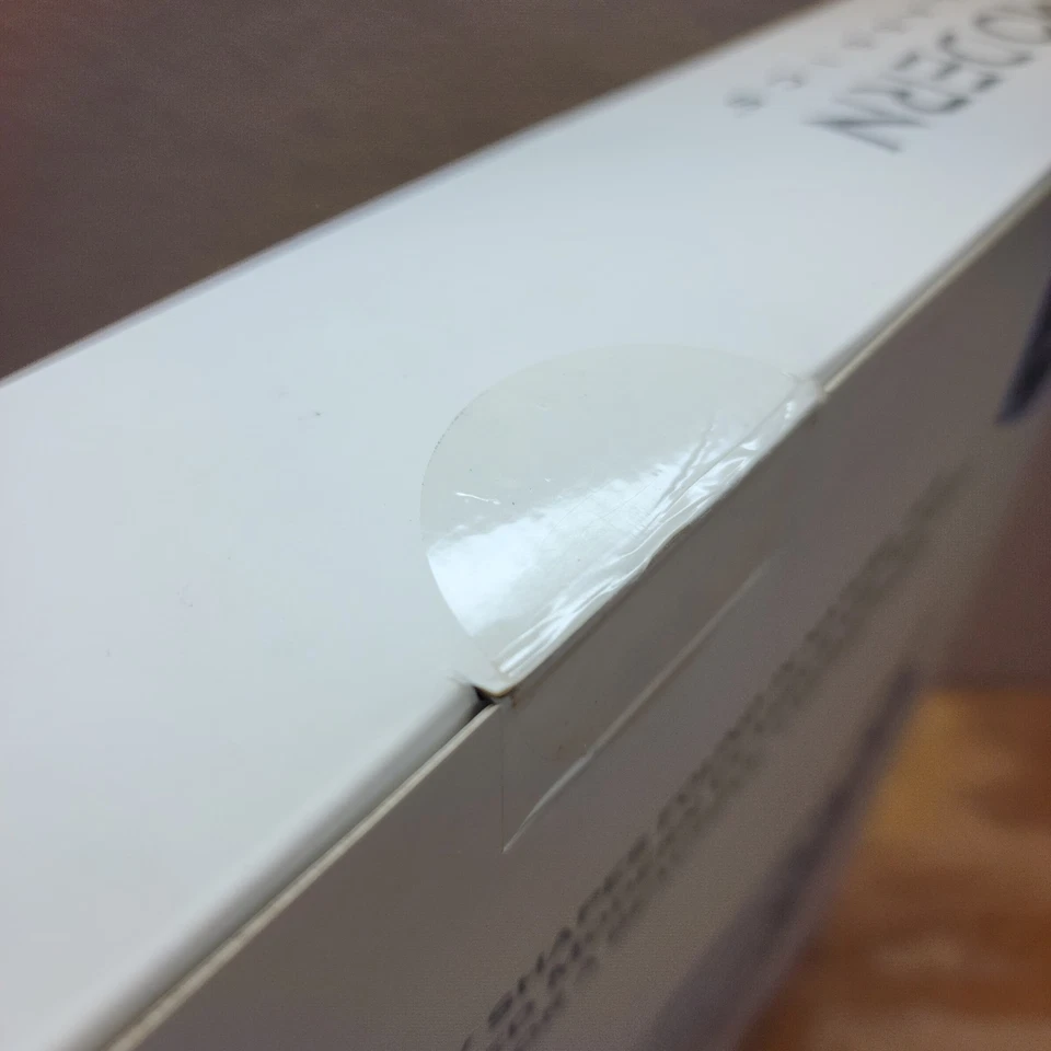 Modern Classics Extra Large Game Board & Pieces Glass Chess Set Blue & White - Image 3 of 4