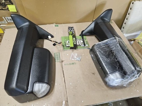 Used item Manual Flip Up Tow Mirrors Power Fold For 09-2018 Ram 1500 2500 3500