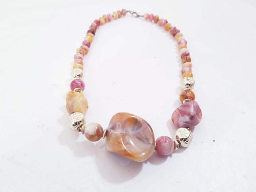 Sobral chunky liquorice allsorts large resin necklace - Picture 8 of 12