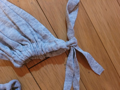 New ZARA grey sweater with ties on the sleeves size S  - Picture 3 of 3